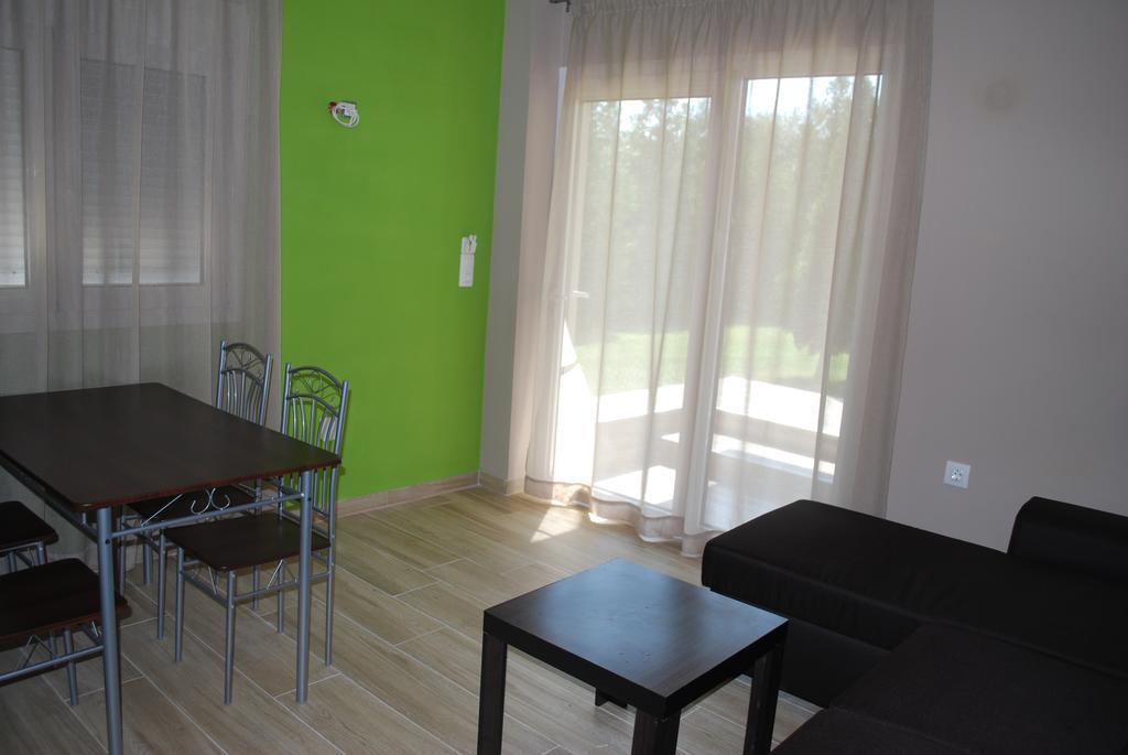公寓 Family House Emerald *