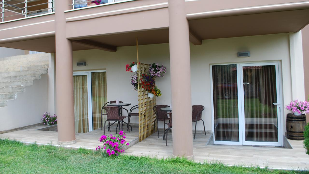 Apartment Family House Emerald
